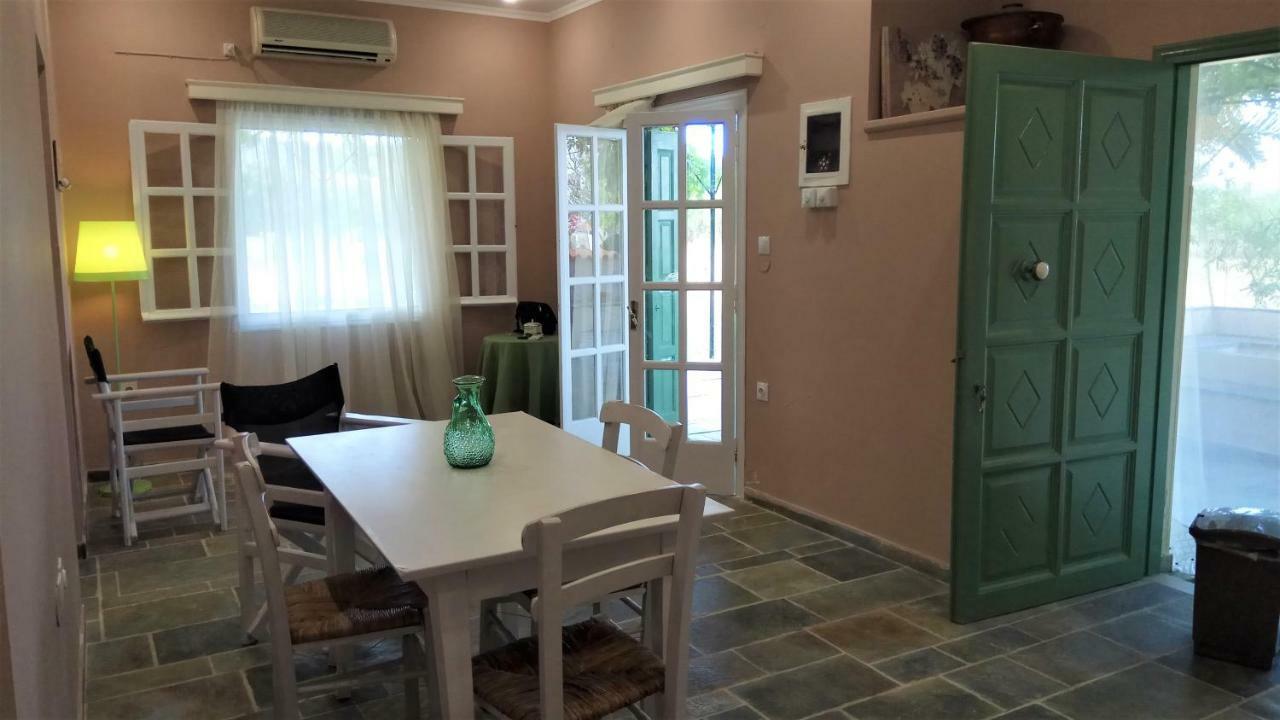 Country Village House Skala Mistegnon Bagian luar foto