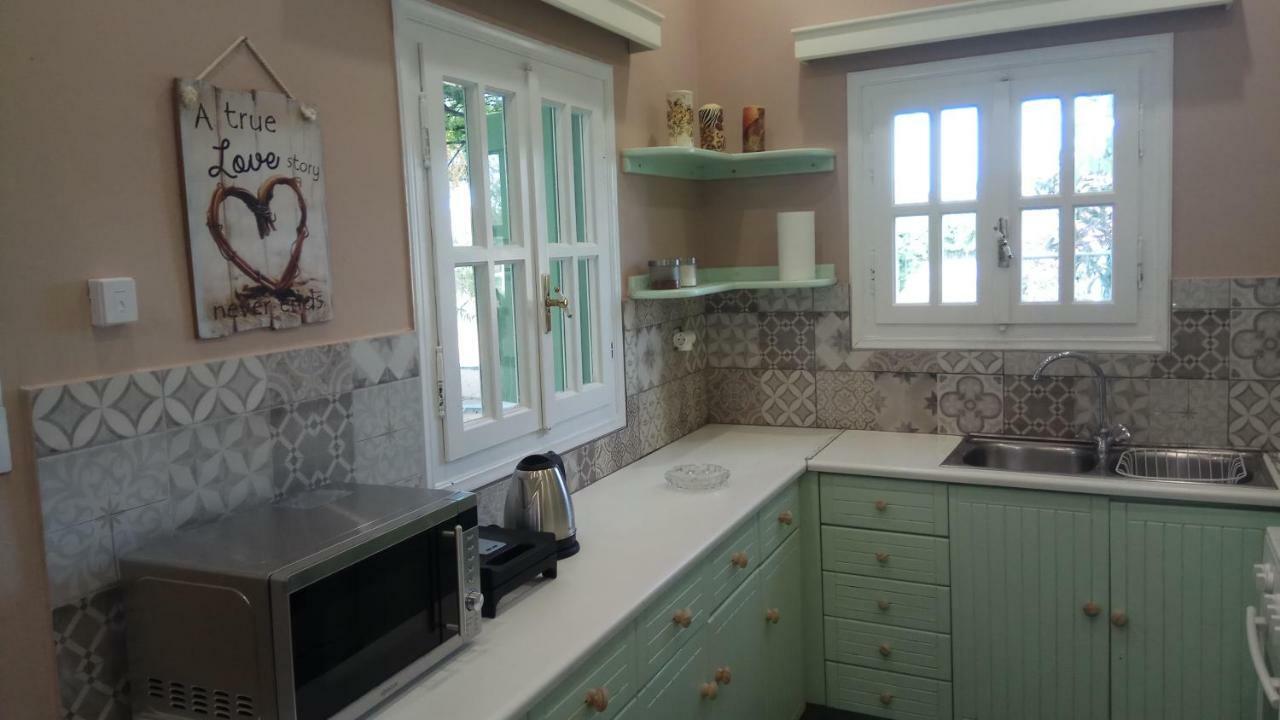 Country Village House Skala Mistegnon Bagian luar foto
