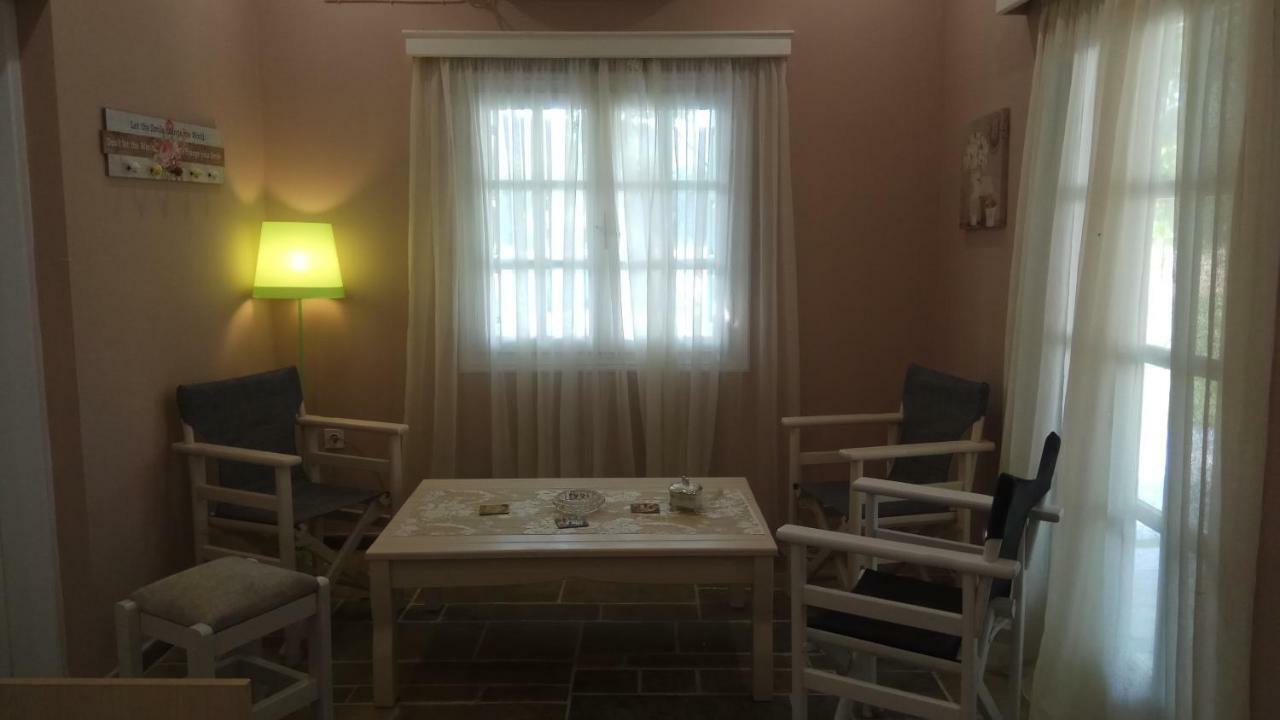 Country Village House Skala Mistegnon Bagian luar foto