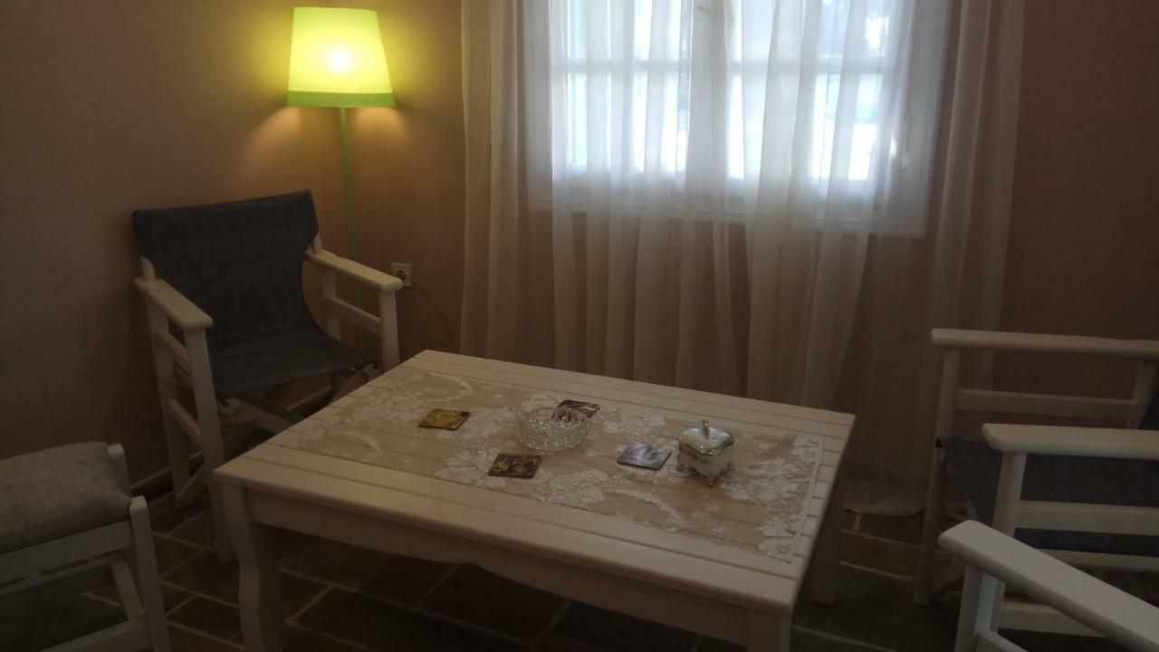 Country Village House Skala Mistegnon Bagian luar foto